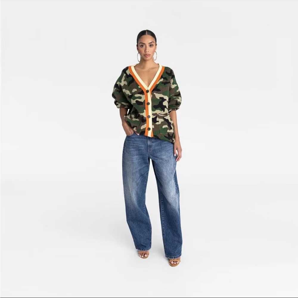 KBB by KAHLANA Women's 'The Slouchy Cardigan' - Olive Camo M - Picture 2 of 6